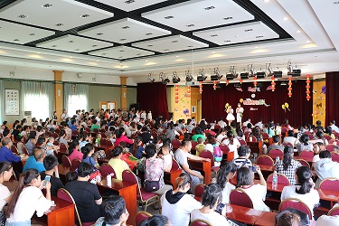 阳光下的共同成长 陕西省康复医院举行六·一文艺汇演